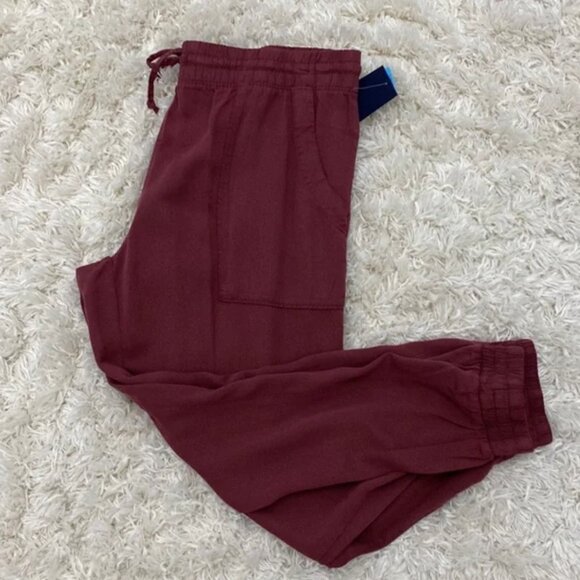 Women’s GAP Tencel Joggers Activewear - Picture 5 of 5